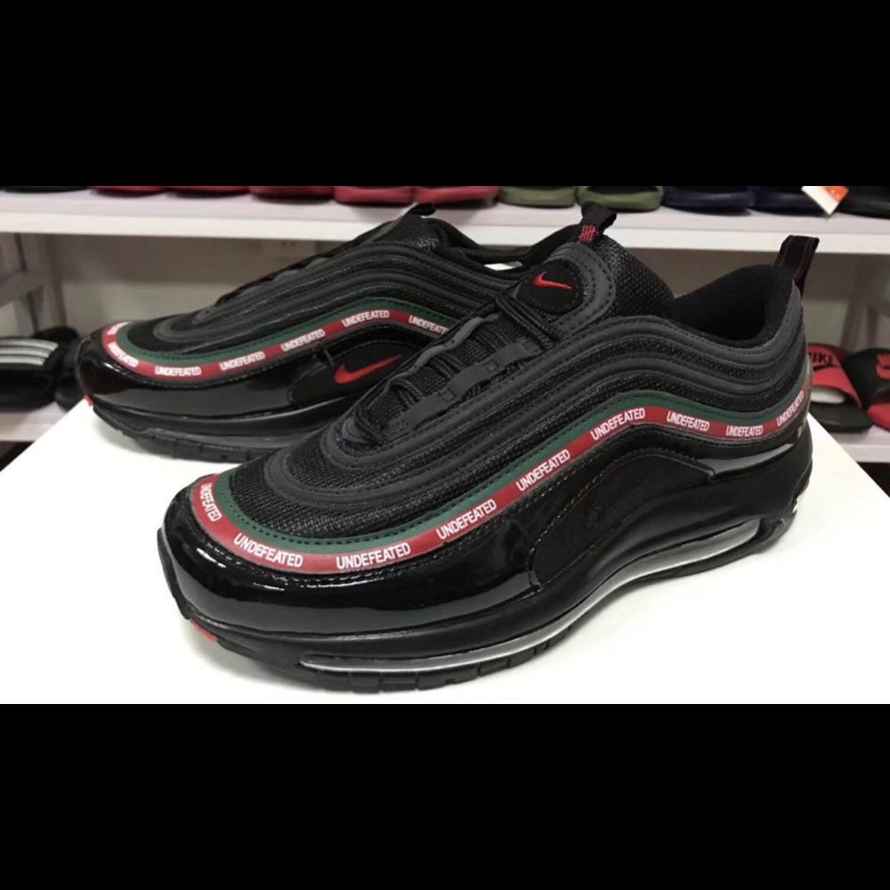 Airmax 97s UNDFT black